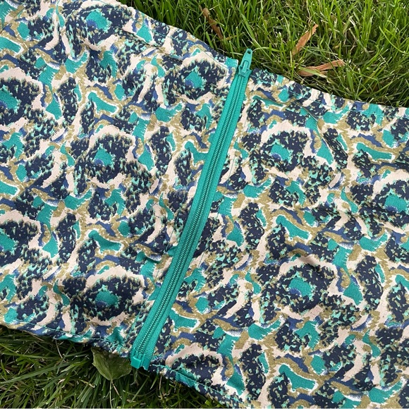 SHEIN Floral Balloon Sleeve Top - Picture 4 of 6